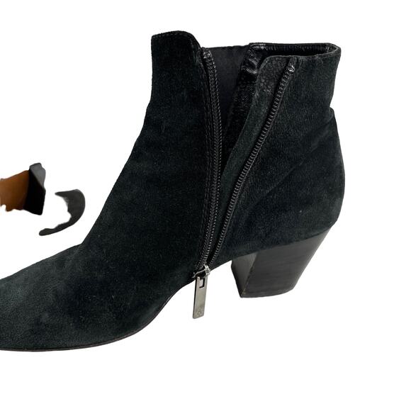 Aquatalia Italy Faylynn Weatherproof Booties 8 Black Pebbled Leather 2" Heels - Picture 13 of 14